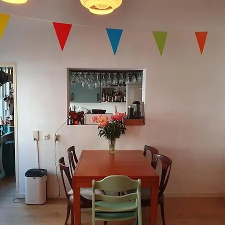 Met 2 Slaapkamers En Tuin In Amsterdam