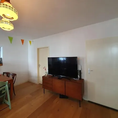 Met 2 Slaapkamers En Tuin In *