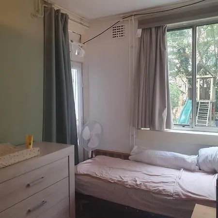 Met 2 Slaapkamers En Tuin In *