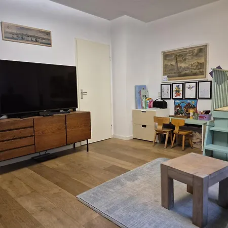 Lejlighed Met 2 Slaapkamers En Tuin In Amsterdam