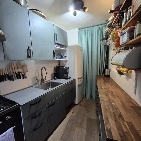 Met 2 Slaapkamers En Tuin In