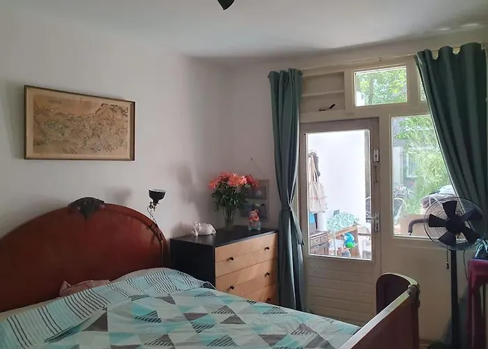 Met 2 Slaapkamers En Tuin In