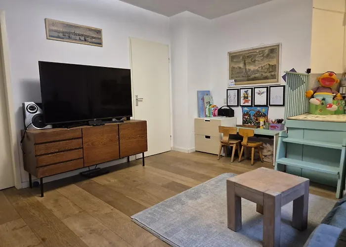 Lejlighed Met 2 Slaapkamers En Tuin In Amsterdam