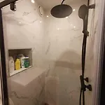 Apartment Met 2 Slaapkamers En Tuin In Amsterdam