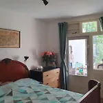 Met 2 Slaapkamers En Tuin In