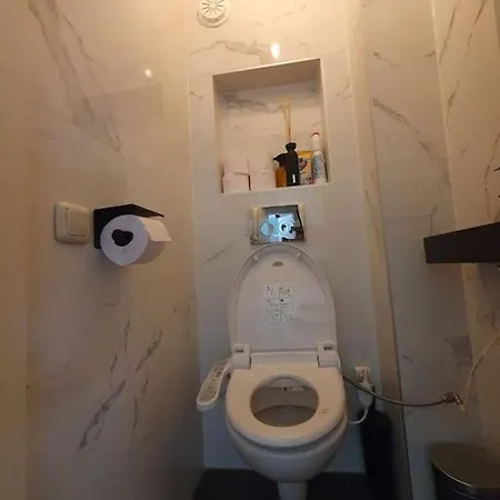 Met 2 Slaapkamers En Tuin In *