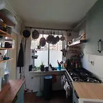 Met 2 Slaapkamers En Tuin In *
